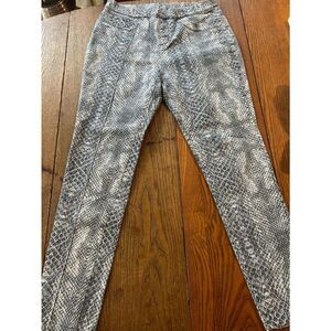 Boston Proper Blue Gray Snake-Print Comfy Jeggings 3 pockets elastic waist!